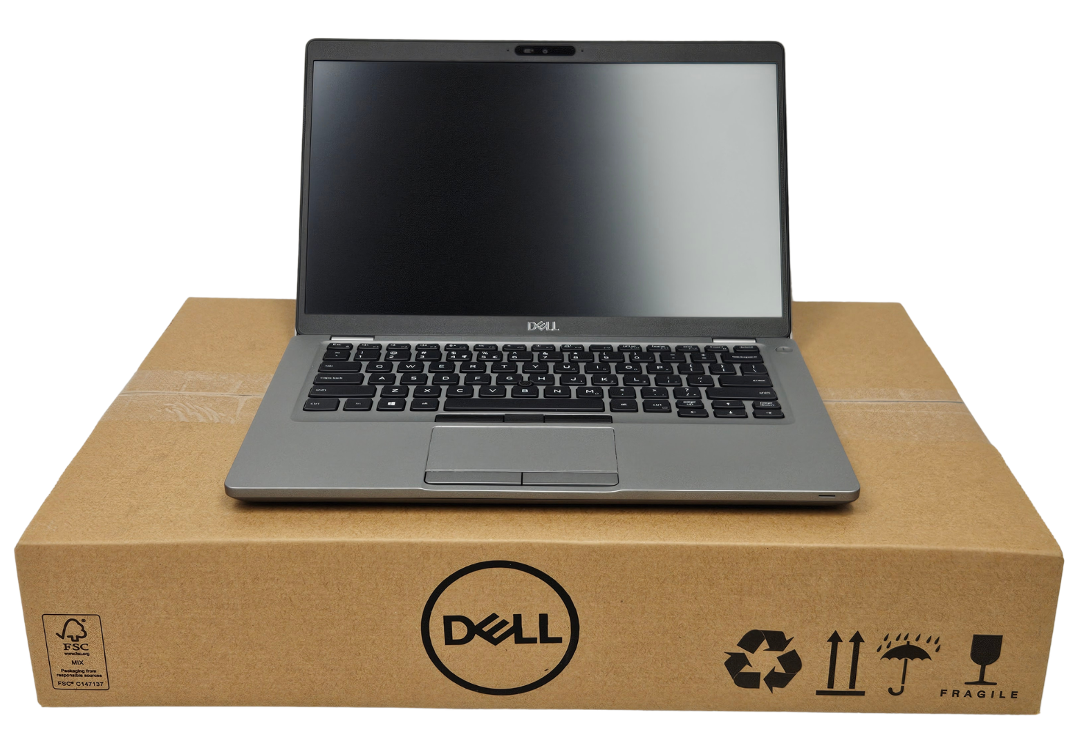 Poleasingowy laptop Dell gotowy do wysyłki w oryginalnym kartonie